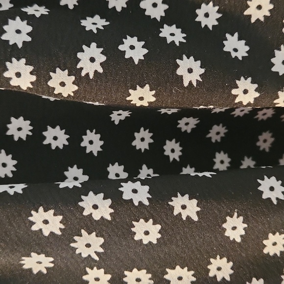 Shein Top - Picture 2 of 3